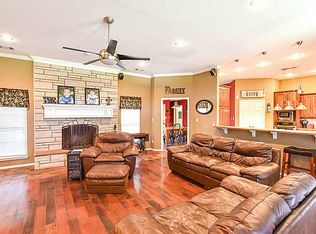 301 Janet Ln, Pocola, OK 74902