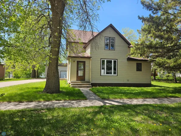 3030 3rd St, Lake Park, MN 56554