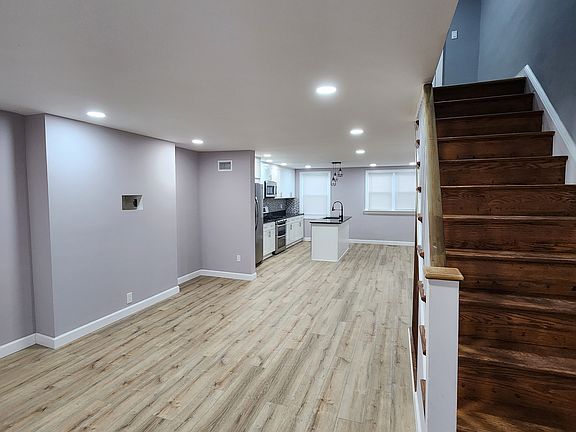 5th image of 1343 Westbury Dr