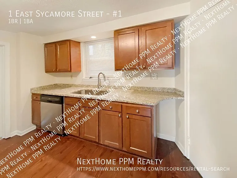 1 E Sycamore St #1 — Photo 3
