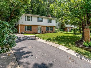 6511 Harwood Pl, Springfield, VA 22152