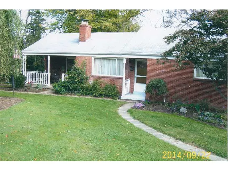 11 Reichold Rd photo 1