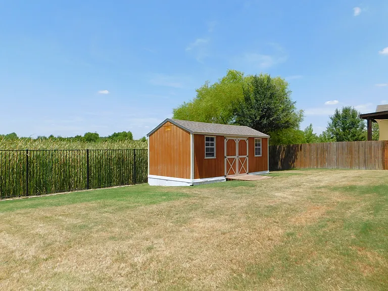 9616 Creekmere Dr — Photo 33