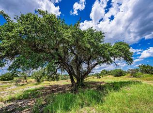 2288 Old Willow Rd, Fredericksburg, TX 78624