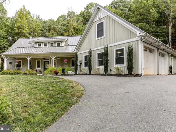 6 Maple Grove Rd, Mohnton, PA 19540