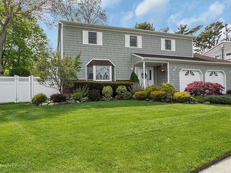 1st image of 35 Claire Ln