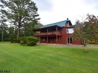 863 Uzzell Rd, Snow Shoe, PA 16874