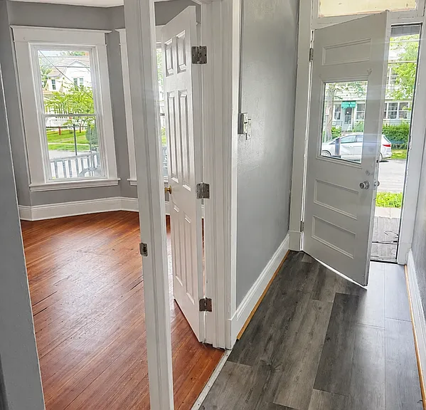 86 Woodlawn Ave #1 — Photo 5