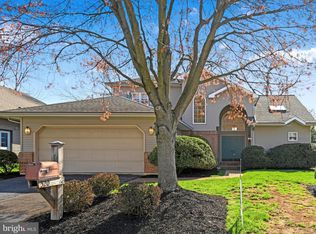 520 Waterside Cir, Lebanon, PA 17042