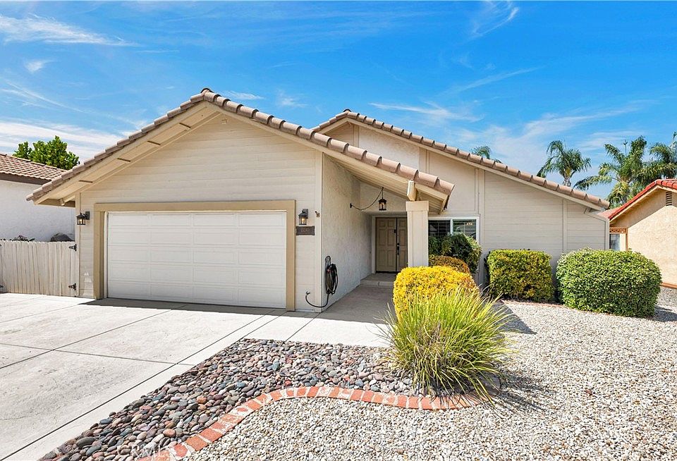 1st image of 23240 Continental Dr