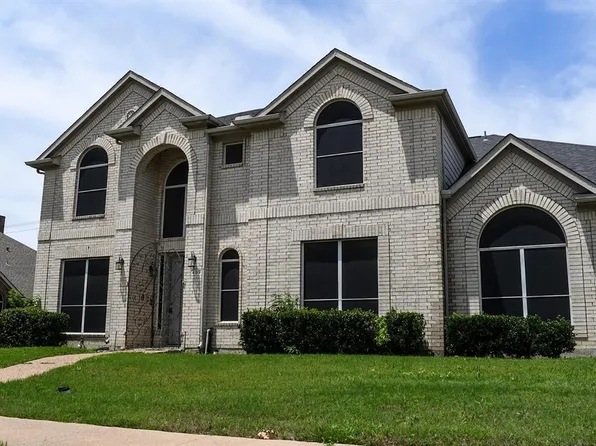 409 Royal Crest Dr, Desoto, TX 75115