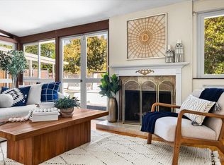 82 Grove Ln, Novato, CA