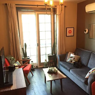 Rented by Nooklyn NYC LLC | media 4