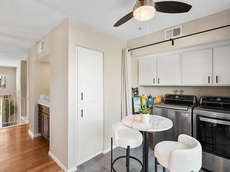 2024 S Bon View Ave #C — Photo 29