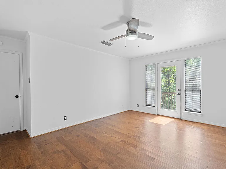 6513 Cat Creek Trl — Photo 6