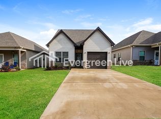 160 Park Dr N, Clanton, AL 35045