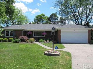 50 Shadyside Ct, Saginaw, MI 48638