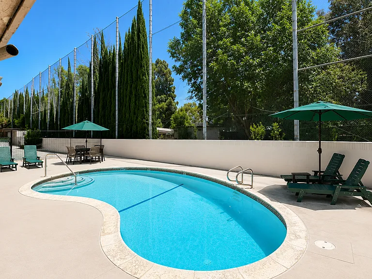 Vista Verde Apartments — Photo 18