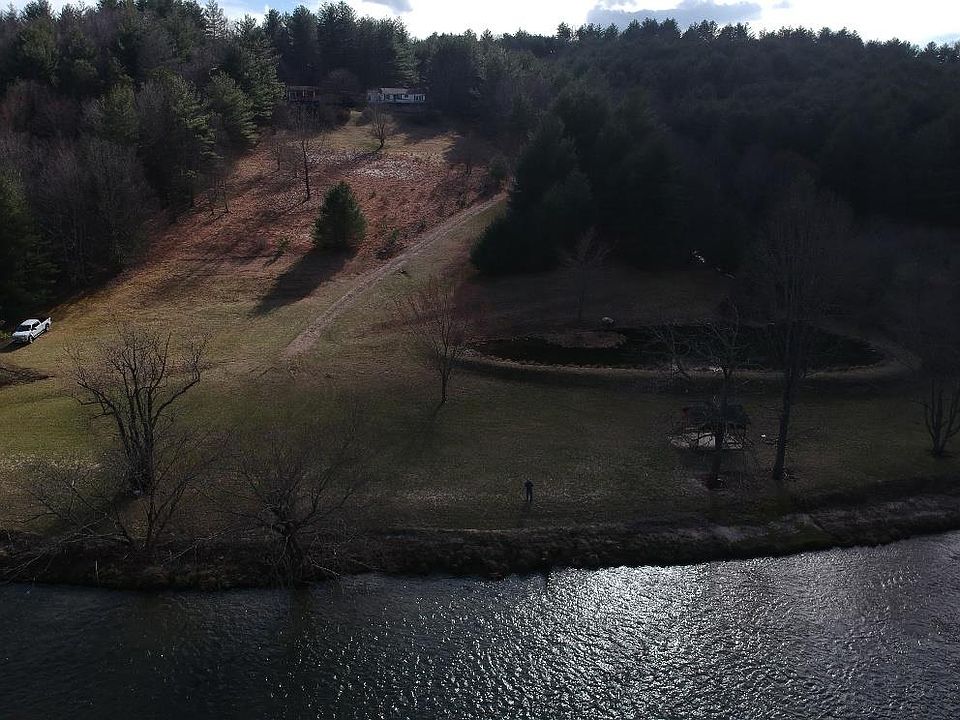 1st image of 305 Windwood Ln