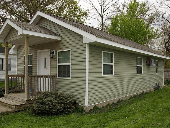2nd image of 7121 W 132nd Ln