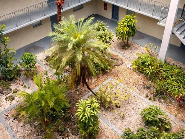 1800 SW 81st Ave APT 1411, Pompano Beach, FL 33068