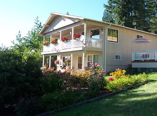 532 Hope Ave, Hope, ID 83836