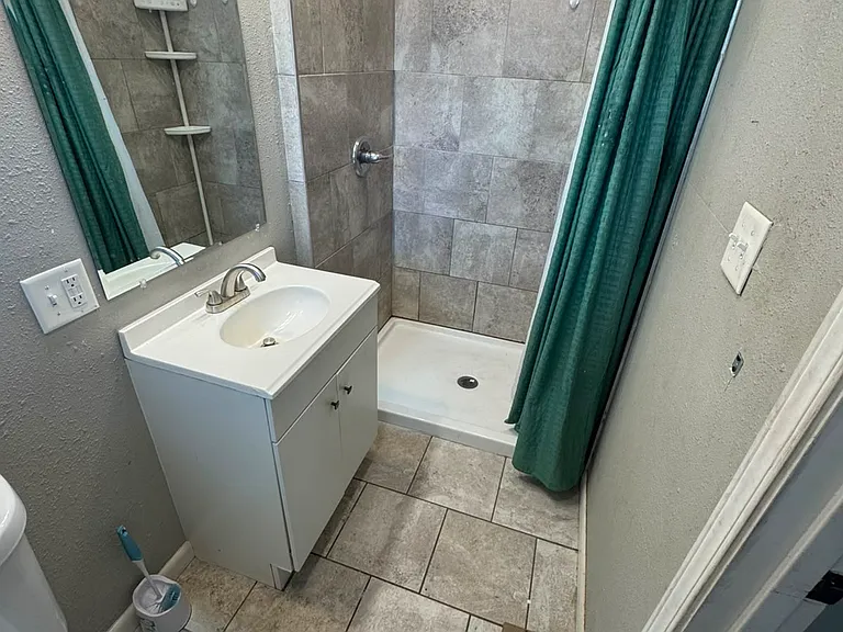 9712 Cerelle Dr — Photo 12