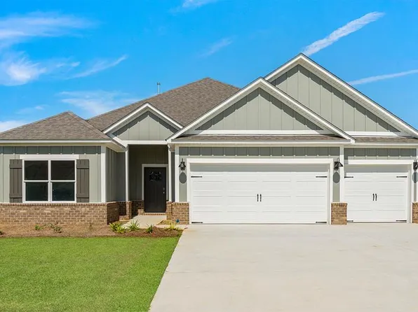 308 Heritage Way, Headland, AL 36345