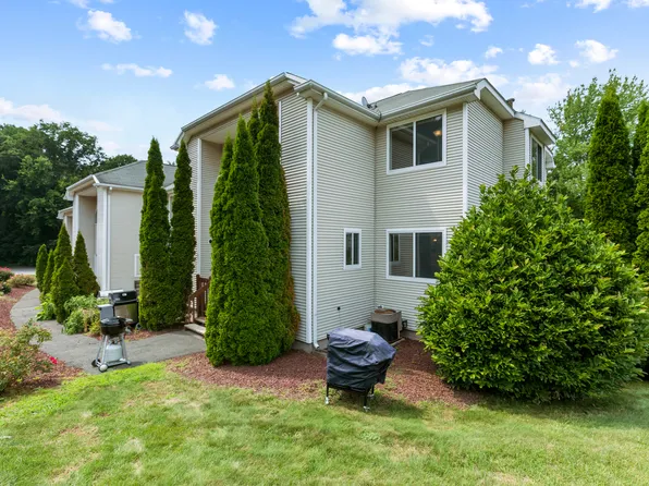 80 Country Lane APT 23, Vernon, CT 06066