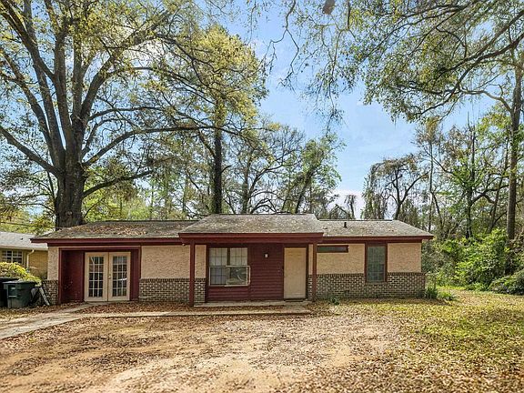 2nd image of 2601 Vassar Rd