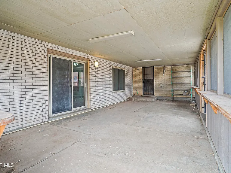 10372 Shenandoah St — Photo 29