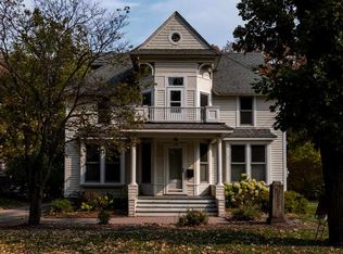 115 S Connecticut Ave, Mason City, IA 50401