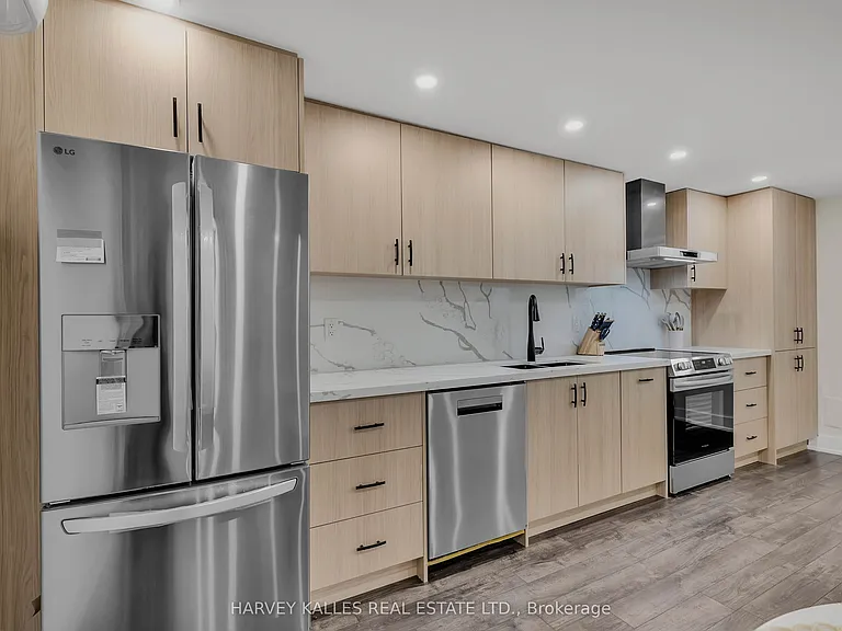 692 Richmond St W #3 — Photo 16