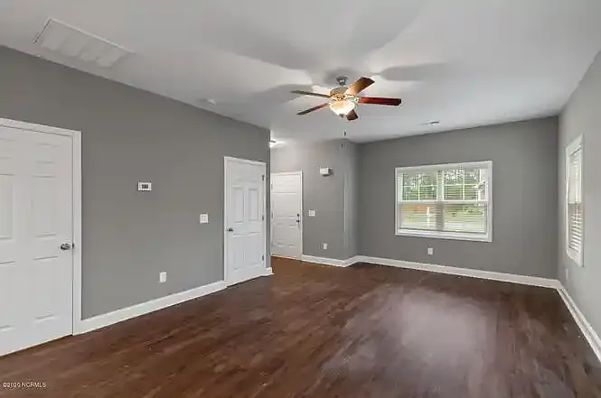 518 Everett Glades — Photo 6