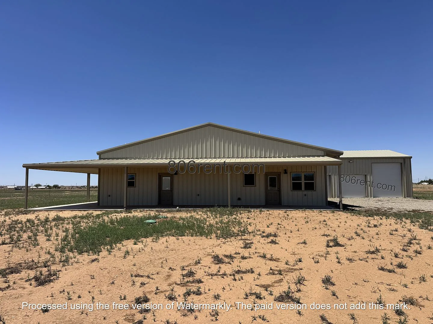 Unique Country Barndominium on 15.5 Acres Shallowater, TX — Photo 2