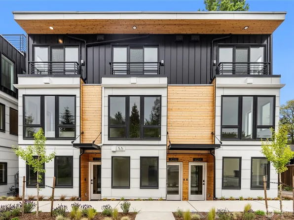 4222 SW 100th Street, Seattle, WA 98146