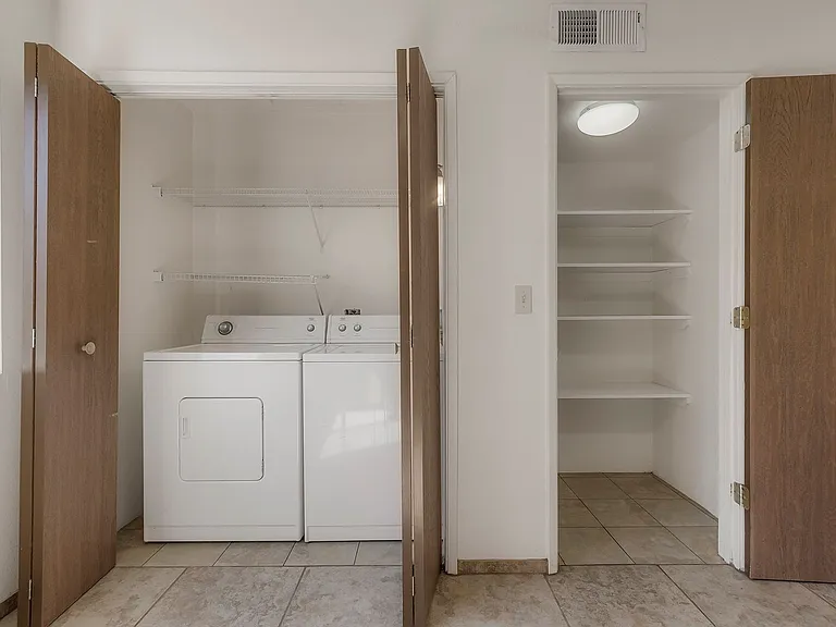 406 Nord Ave — Photo 12