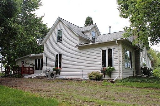2nd image of 10540 220th St N