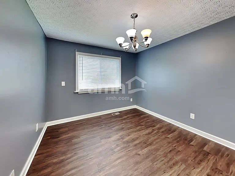 5232 Dietrich Ave — Photo 7