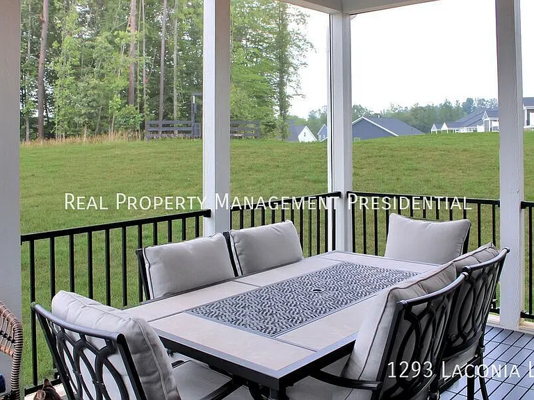 1293 Laconia Ln — Photo 15