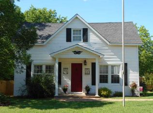214 W 13th St, Chandler, OK 74834