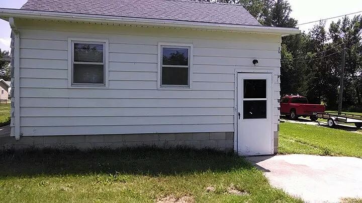 1st image of 127 W C St
