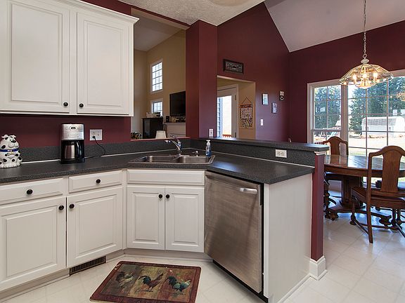 2nd image of 134 Galax Dr