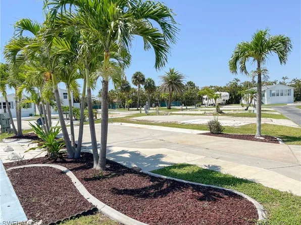 19681 Summerlin Rd #332, Fort Myers, FL 33908