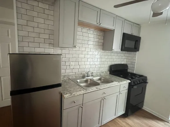 502 4th St #1, Niagara Falls, NY 14301