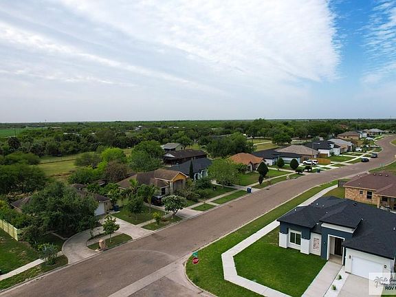 2nd image of 7501 Blanca Aurora Ln