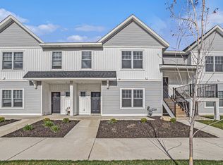 2102 Sherwood Ave, Holland, MI 49423