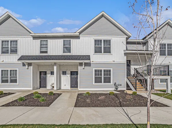 2102 Sherwood Ave, Holland, MI 49423