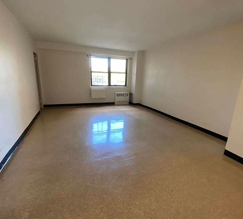 2nd image of 1700 Bedford Ave #4LL