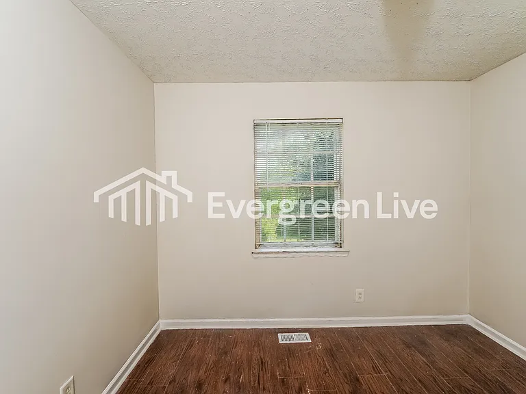 2525 Carmel Rd — Photo 9